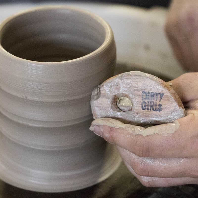 DIRTY GIRLS BEAN THROWING RIB