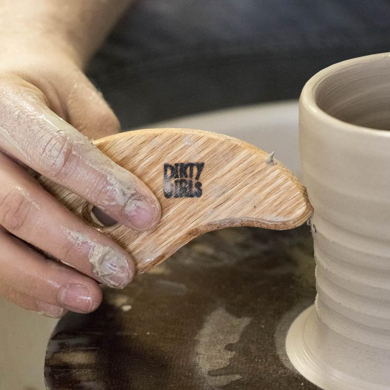 DIRTY GIRLS LARGE BEAN SHAPED RIB