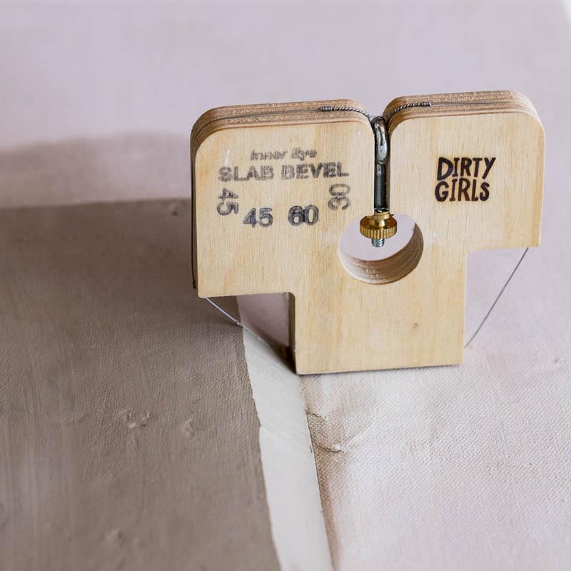 DIRTY GIRLS INNER EYE SLAB BEVEL TOOL