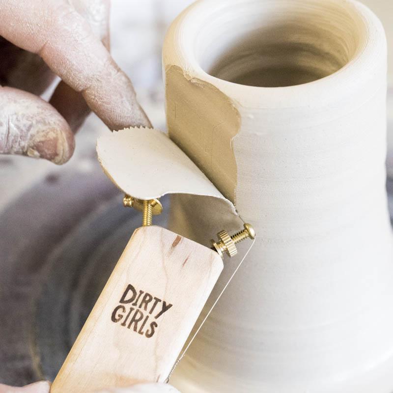 DIRTY GIRLS SLING SHOT TOOL-STRAIGHT WIRE