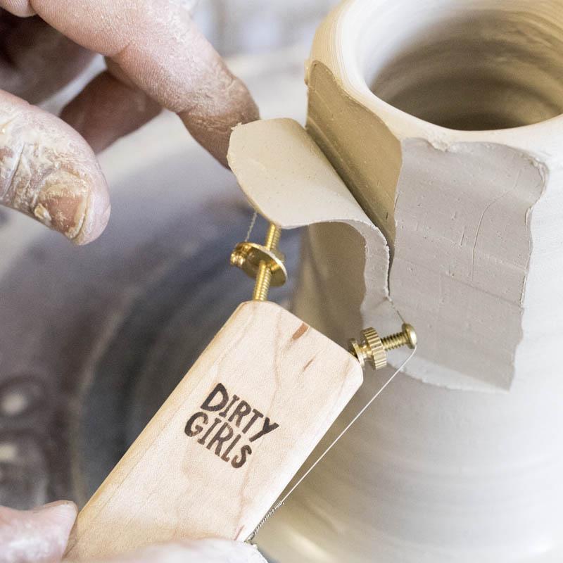 DIRTY GIRLS SLING SHOT TOOL-STRAIGHT WIRE